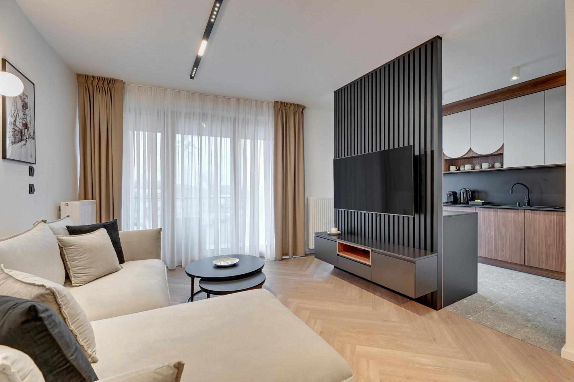 Nadmotlawie Riverside - Gym & Free Parking By Downtown Apartments กดัญสก์ ห้อง รูปภาพ